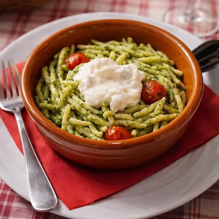 La Dimora Di Alloggi E Trattoria Bed & Breakfast 3*