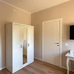 La Dimora Di Alloggi E Trattoria 3*
