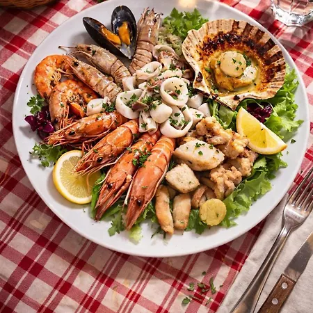 فندق مبيت وإفطار La Dimora Di Alloggi E Trattoria