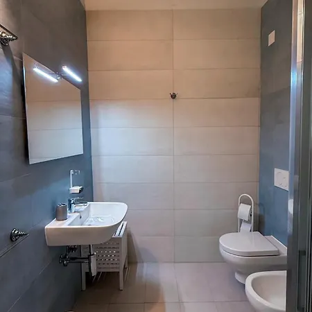 فندق مبيت وإفطار La Dimora Di Alloggi E Trattoria